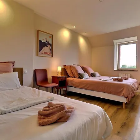 La Ferme De La Begossiere Bed and Breakfast *